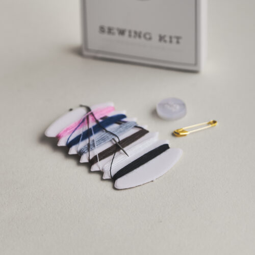 Premium line sewing kit