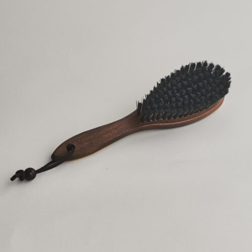 Wooden dress brush - photo